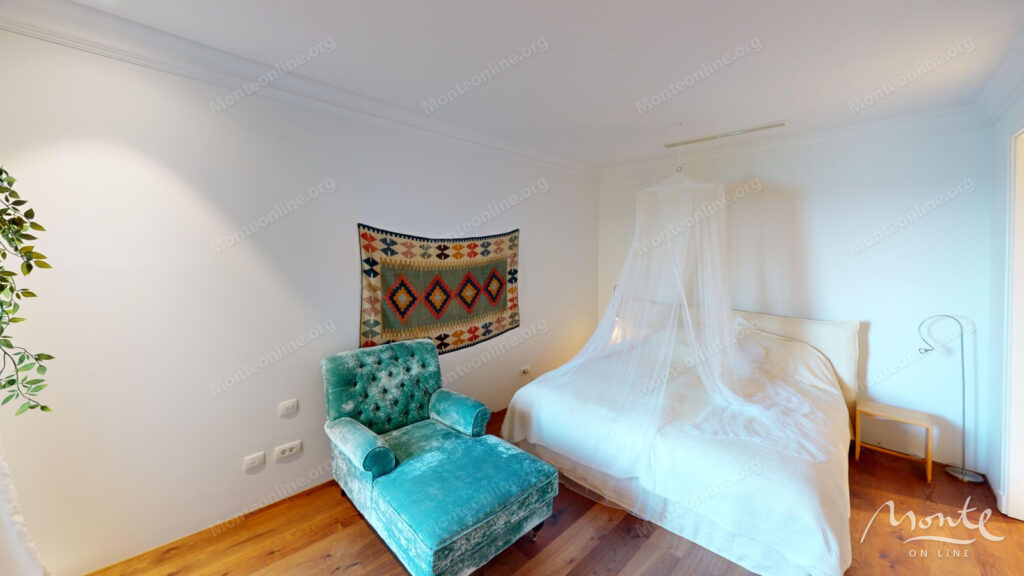 prostornaya 2 spalnaya kvartira s vidom na more v marina village lustica bay 20