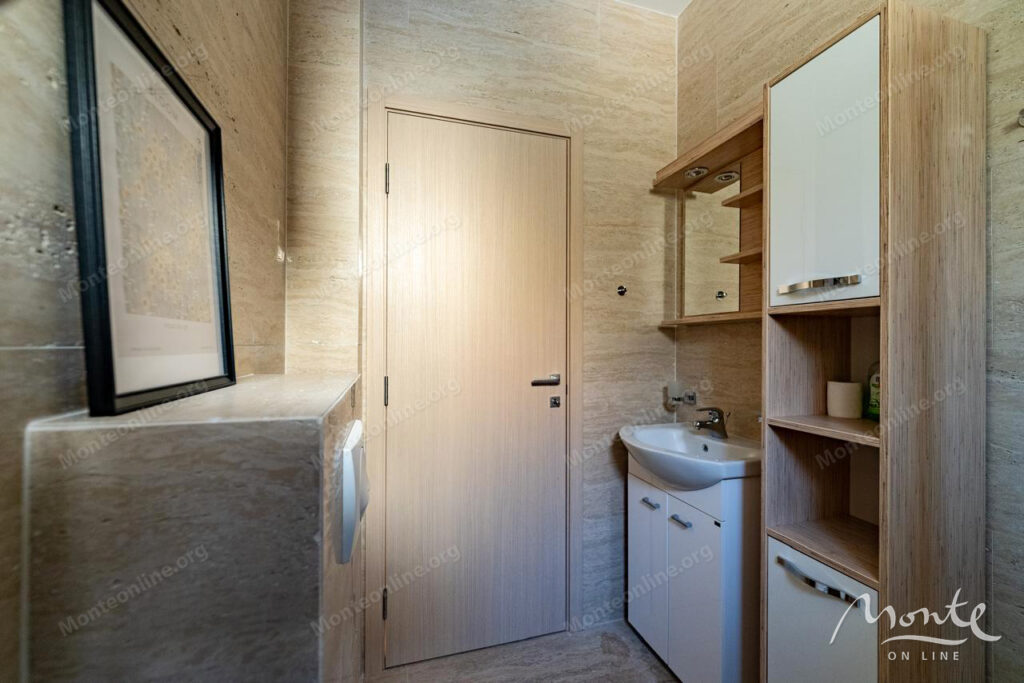 prostornaya 2 spalnaya kvartira v przhno s vidom na more 10