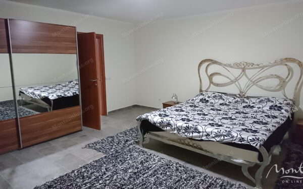 prostornaya 3 etazhnaya villa s sadom bassejnom i vidom na more v utehe bar 18