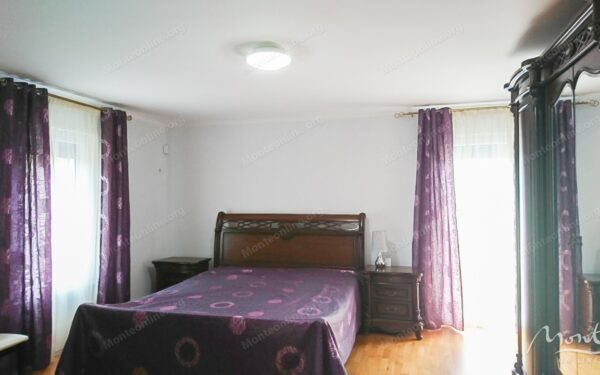 prostornaya 3 etazhnaya villa s sadom bassejnom i vidom na more v utehe bar 20