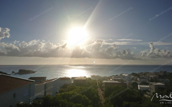 prostornaya 3 etazhnaya villa s sadom bassejnom i vidom na more v utehe bar 30