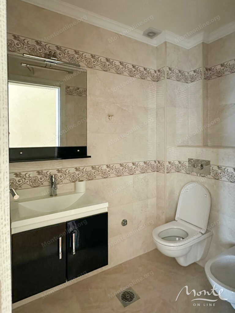 prostornaya kvartira s 3 spalnyami i vidom na more v bechichi 14