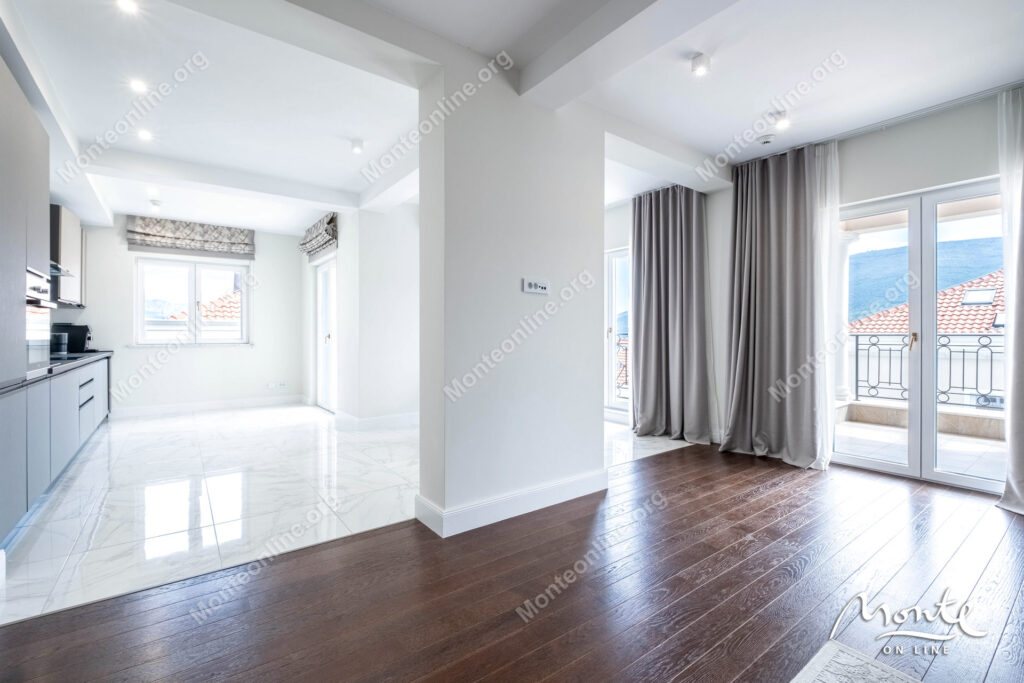 prostornye apartamenty s 3 spalnyami v komplekse s bassejnom dzhenovichi 13