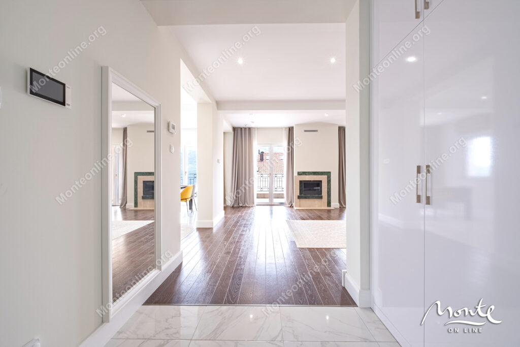 prostornye apartamenty s 3 spalnyami v komplekse s bassejnom dzhenovichi 22