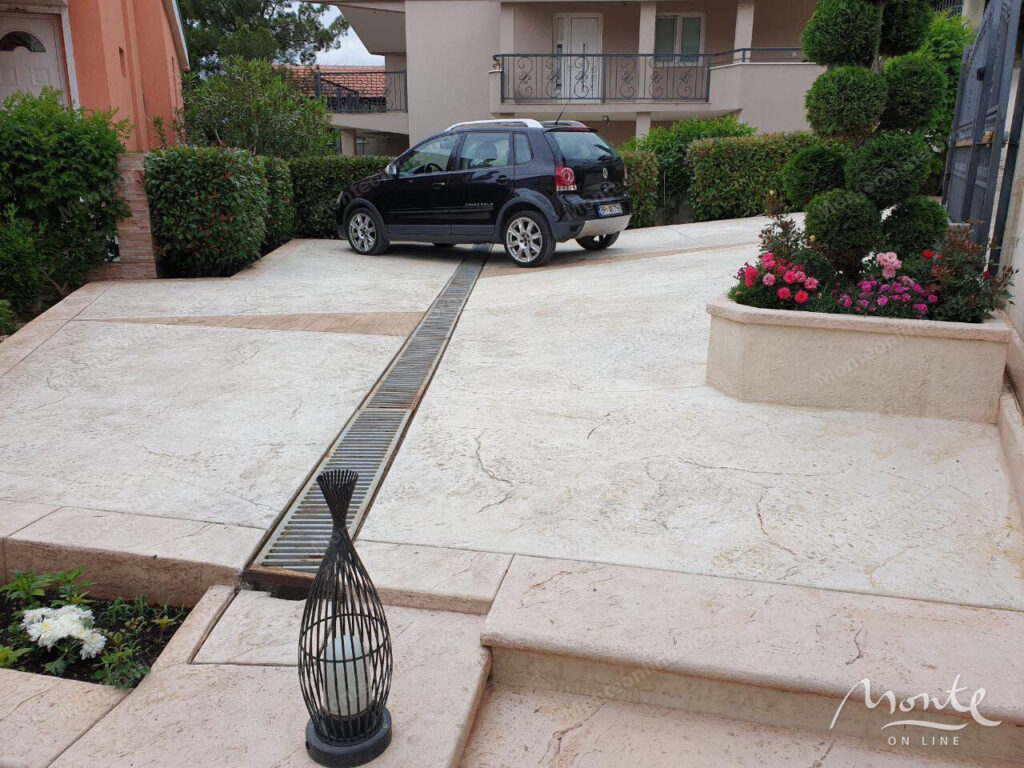 prostornyj dom s vidom na more i apartamentami dlya arendy v shushane bar 40