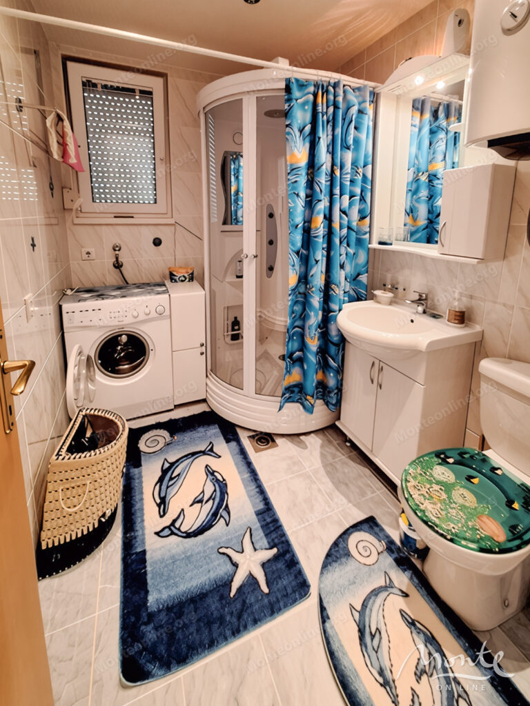 prostornyj dom s vidom na more vsego v 250 metrah ot plyazha v shushani bar 13