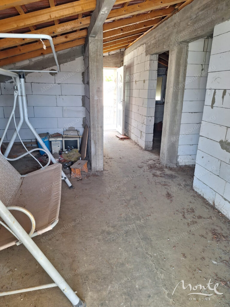 prostornyj dom s vidom na more vsego v 250 metrah ot plyazha v shushani bar 16