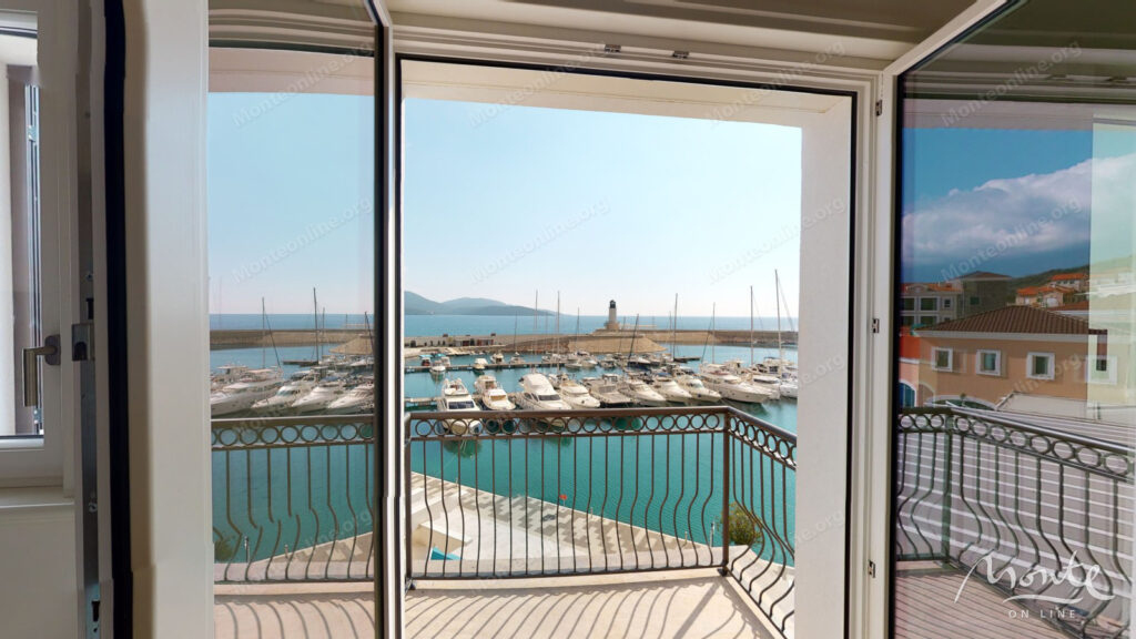 sovremennaya 1 spalnaya kvartira s vidom na adriatiku v marina village lustica bay 02