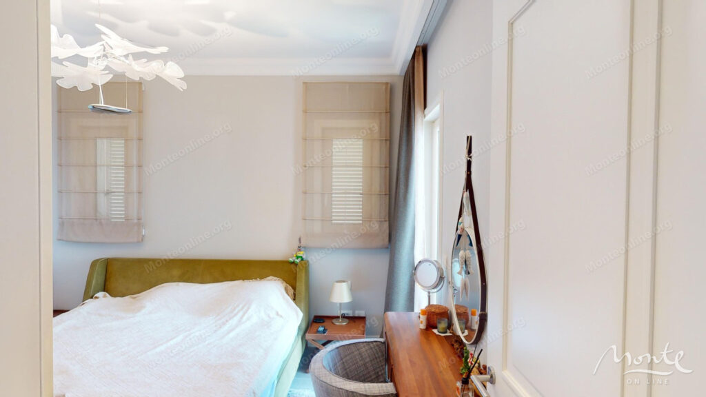 sovremennaya 2 spalnaya kvartira s terrasami v marina village lustica bay 19