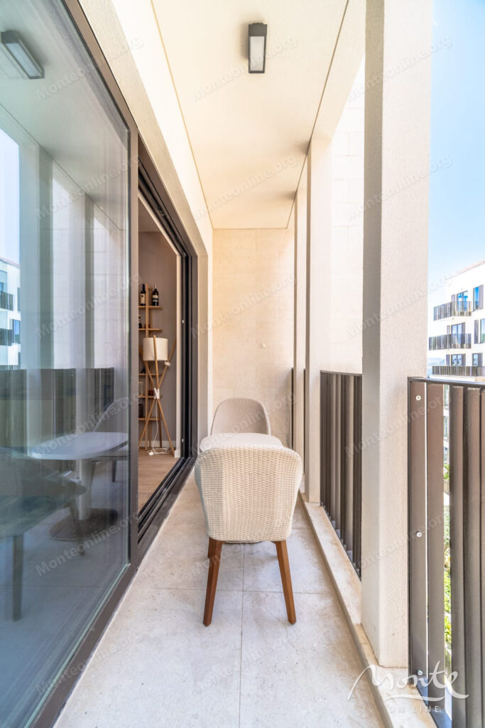 sovremennaya kvartira s 1 spalnej v komplekse boka place porto montenegro 28