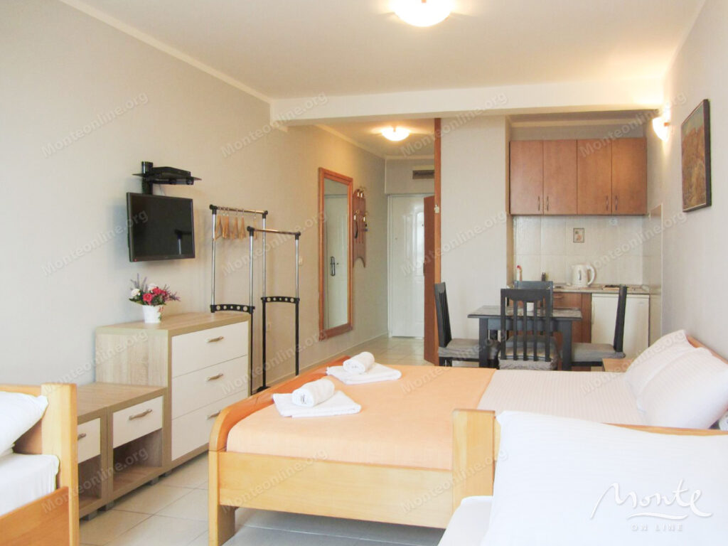 studiya v rafailovichah s vidom na more 150 metrov do plyazha 07