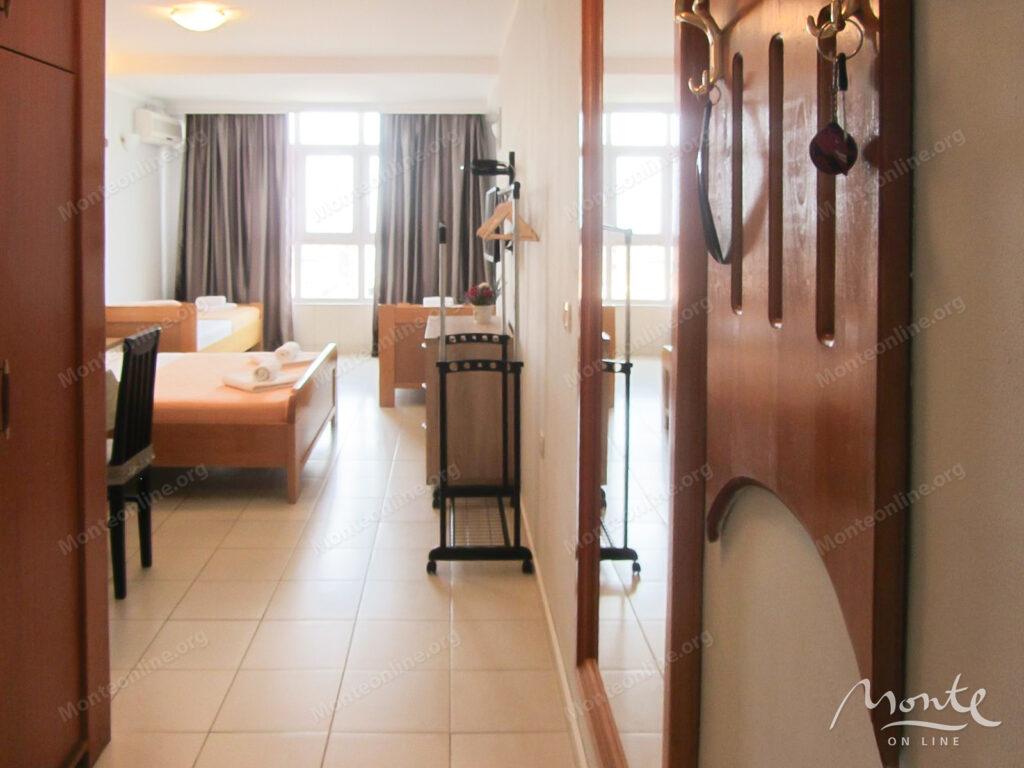 studiya v rafailovichah s vidom na more 150 metrov do plyazha 17