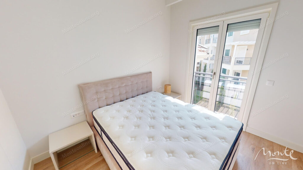 svetlaya 1 spalnaya kvartira v prestizhnom komplekse lushticza bej centrale 08