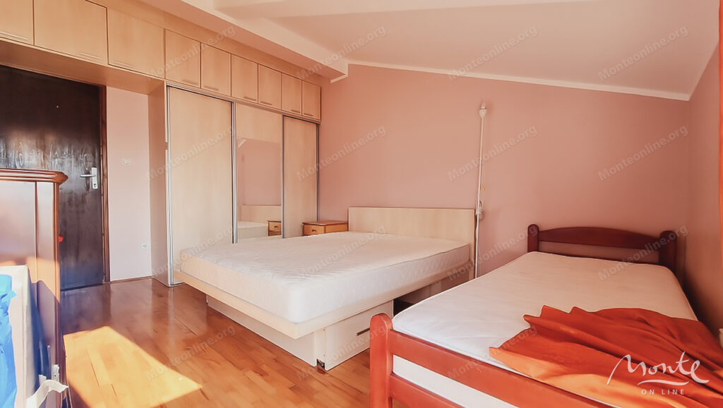 uyutnaya 1 spalnaya kvartira v dobrote s ocharovatelnym vidom na more 12