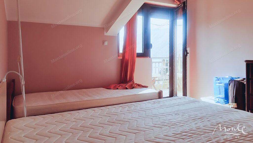 uyutnaya 1 spalnaya kvartira v dobrote s ocharovatelnym vidom na more 14