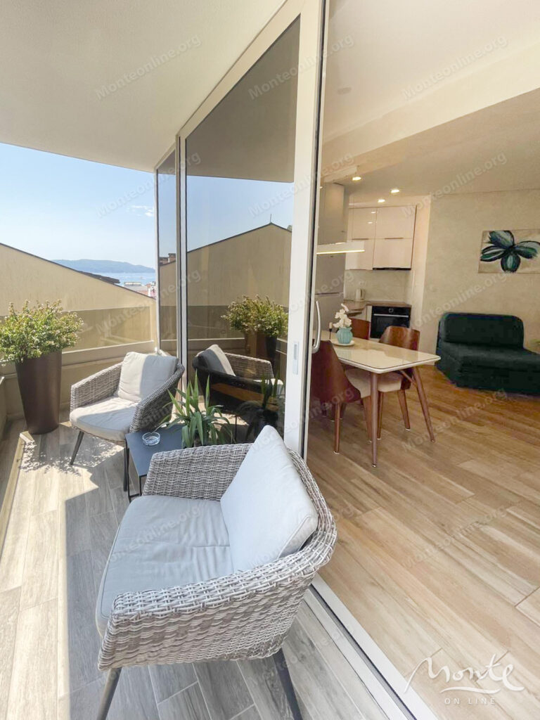 uyutnaya 1 spalnaya kvartira v rafailovichah s vidom na more 02