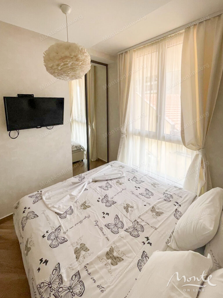 uyutnaya 1 spalnaya kvartira v rafailovichah s vidom na more 07