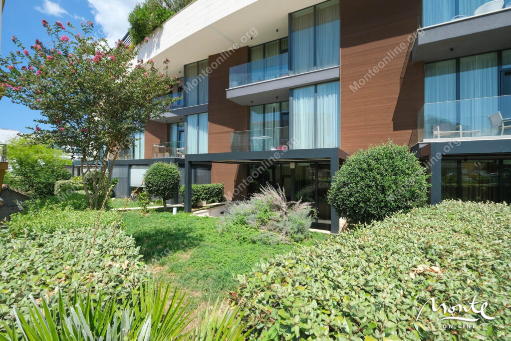 uyutnaya kvartira s 1 spalnej u morya v tivate donya lastva 01