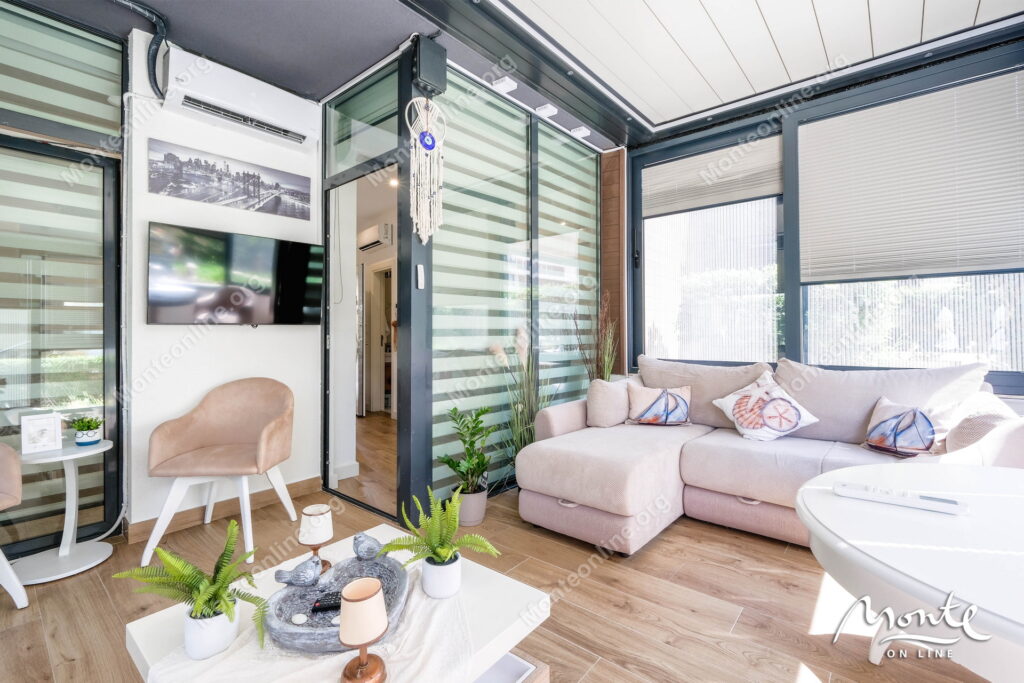 uyutnaya kvartira s 1 spalnej u morya v tivate donya lastva 08