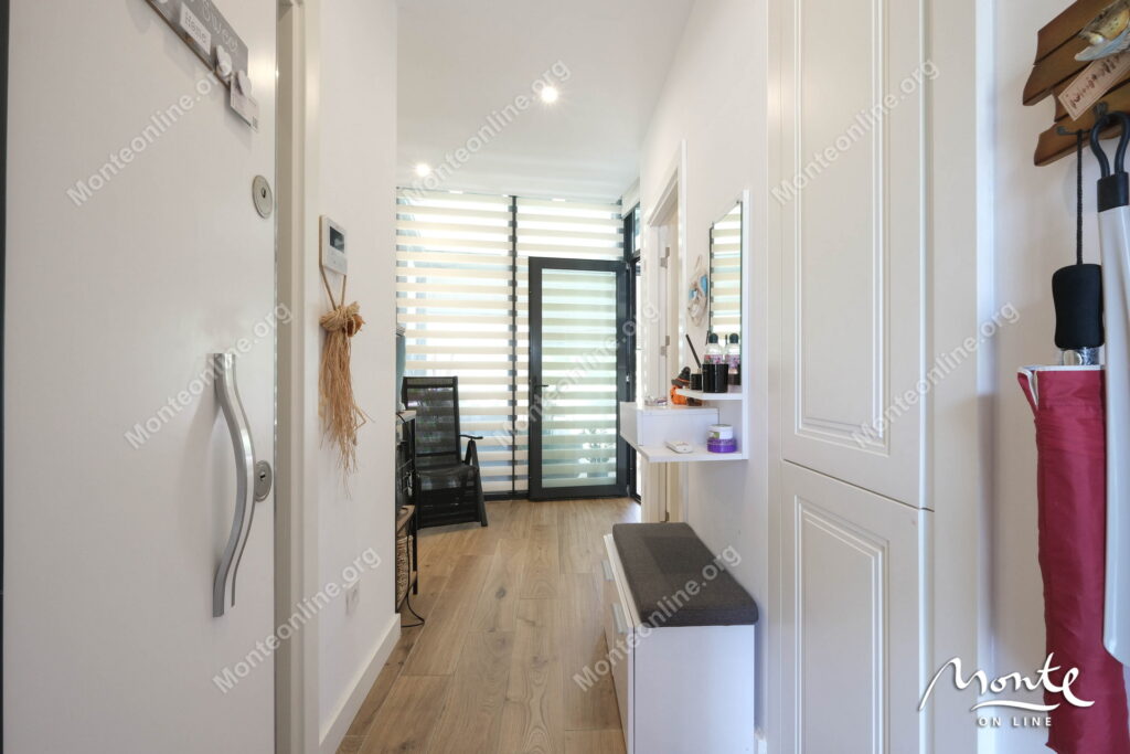 uyutnaya kvartira s 1 spalnej u morya v tivate donya lastva 27