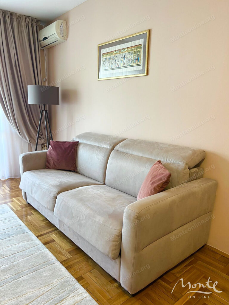 uyutnaya kvartira s odnoj spalnej v czentre bara 05