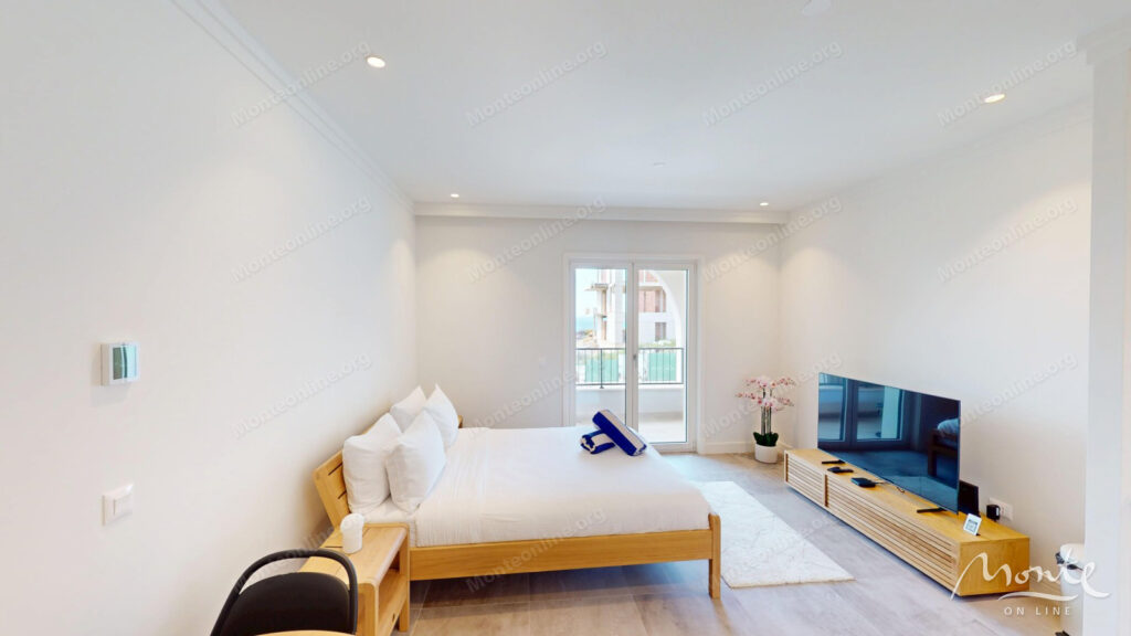 uyutnaya studiya v prestizhnom komplekse lushticza bej centrale 03