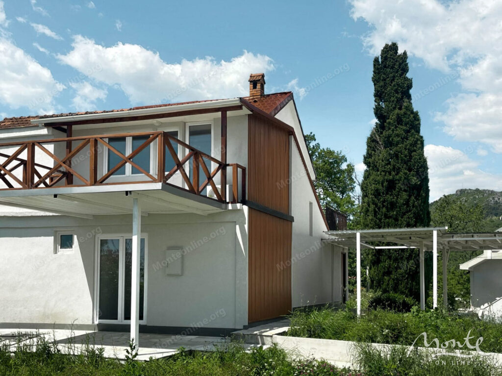 Ugodna kuća nakon renoviranja s panoramskim pogledom na more u naselju Podi Herczeg Novi 23