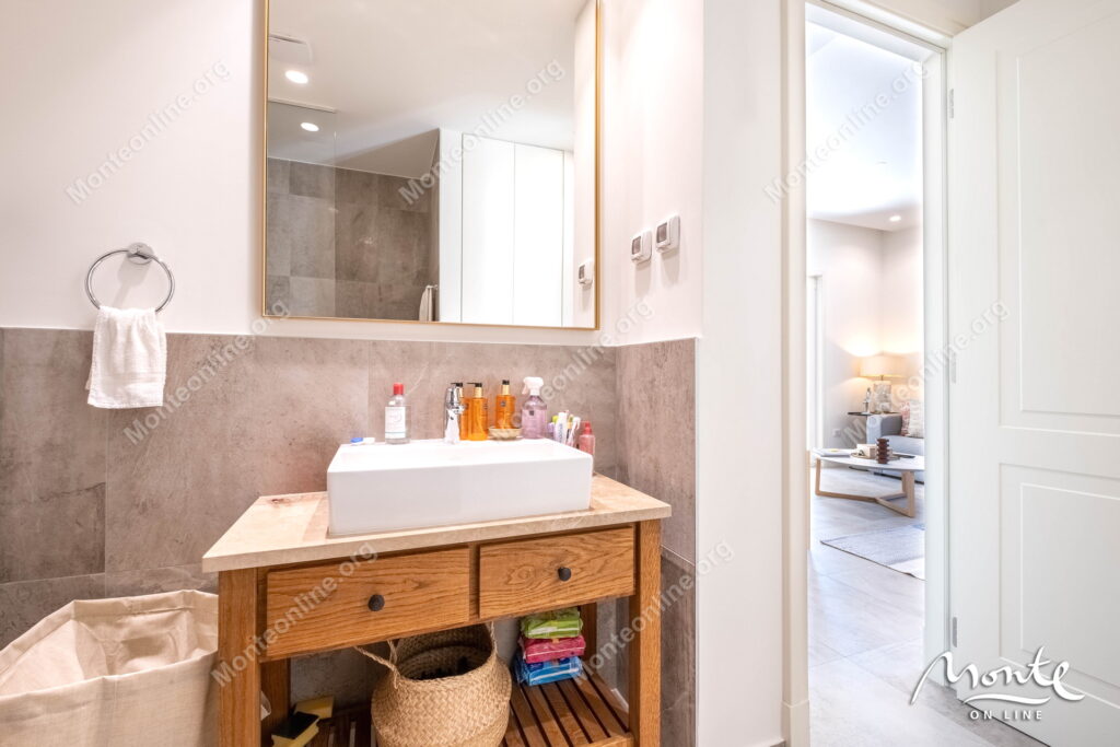 elegantnaya kvartira s 1 spalnej v samom serdcze lustica bay centrale 18