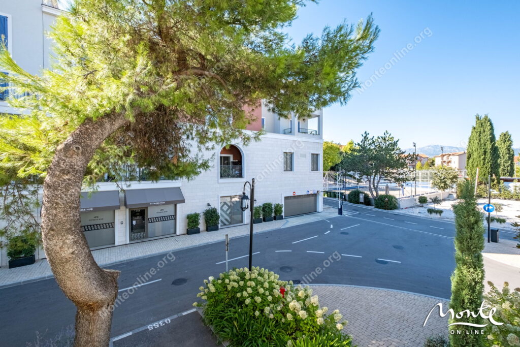 elegantnaya kvartira s 1 spalnej v samom serdcze lustica bay centrale 22