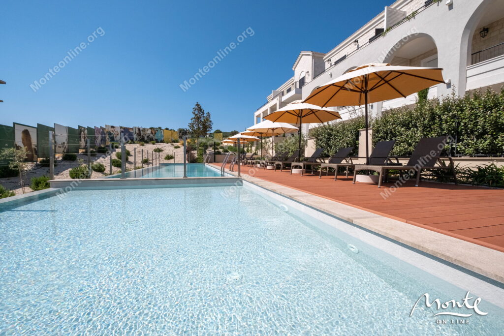 elegantnaya kvartira s 2 spalnyami i vidom na more v lustica bay centrale 29