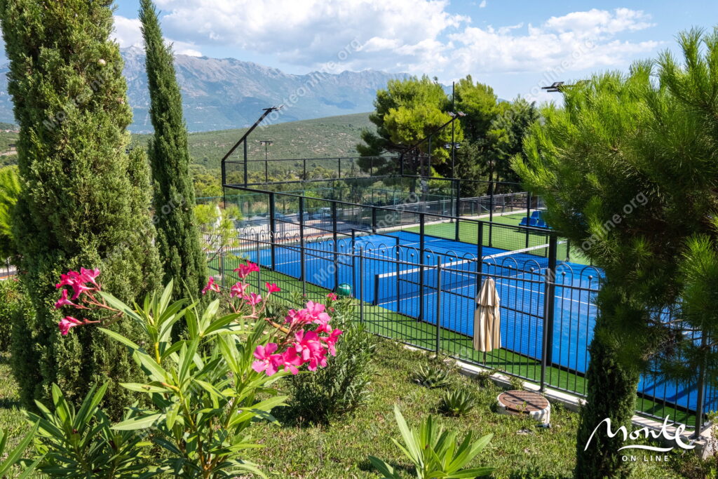 elegantnaya kvartira s 2 spalnyami i vidom na more v lustica bay centrale 30