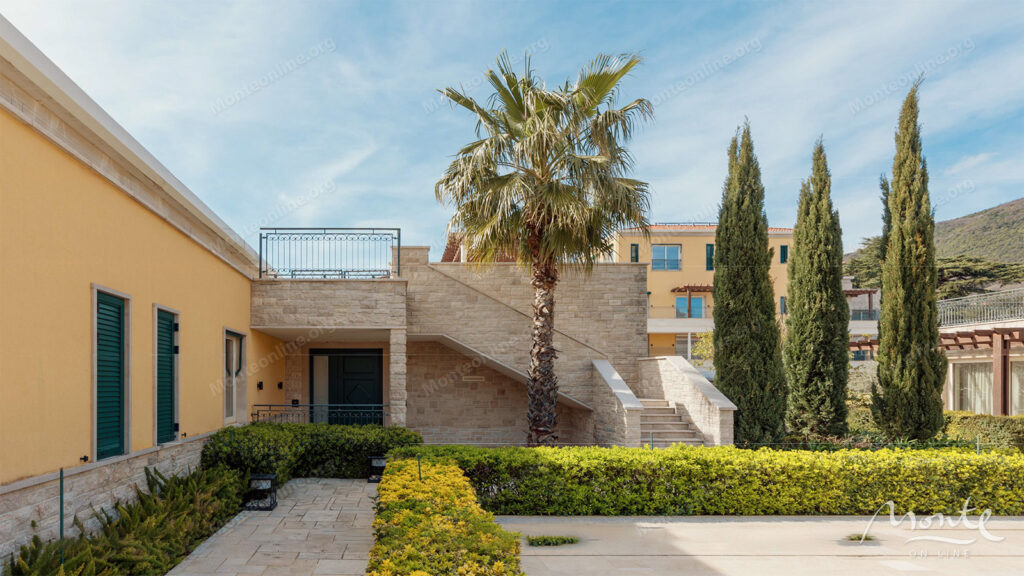 Microsoft PowerPoint V2 C VL2 VILLA 3bed 287+131sqm 2.790M