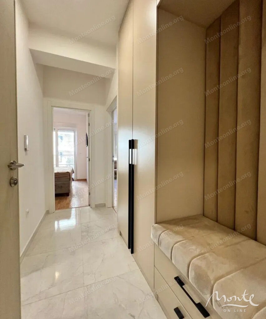 kvartira s 1 spalnej v sovremennom komplekse v podgoricze rajon zabelo 08