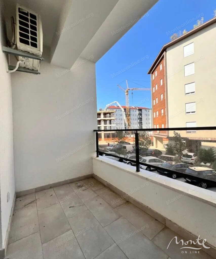 kvartira s 1 spalnej v sovremennom komplekse v podgoricze rajon zabelo 14