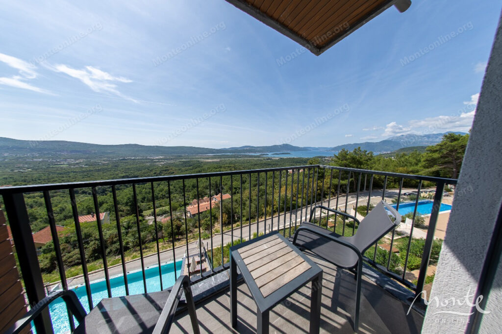 kvartira s 1 spalnej v sovremennom zhilom komplekse s bassejnom v kavache tivat 01