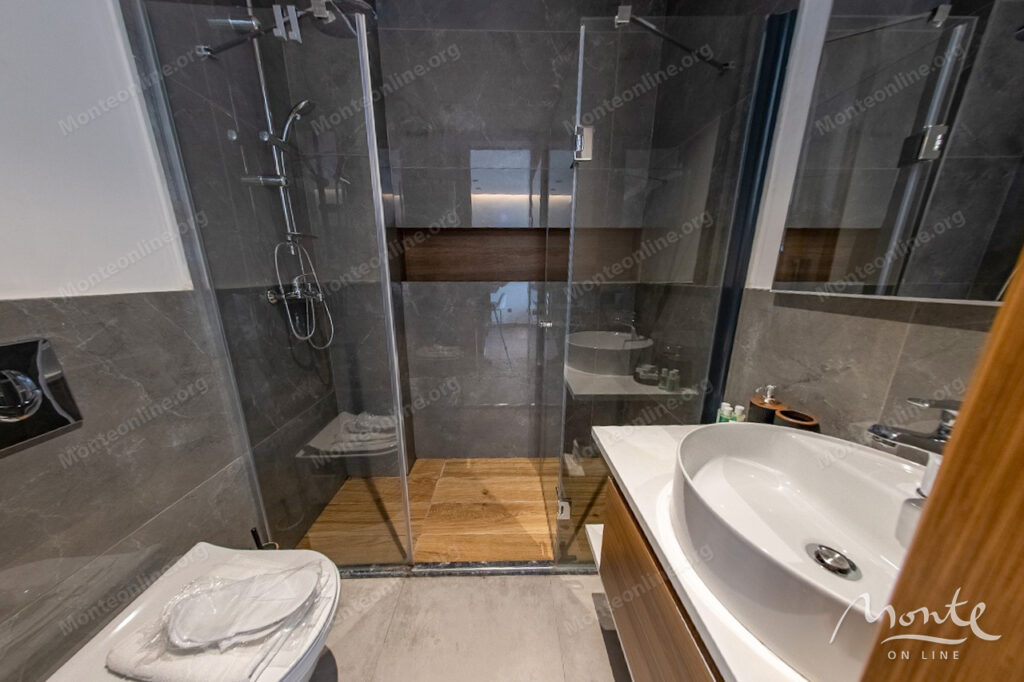 kvartira s 1 spalnej v sovremennom zhilom komplekse s bassejnom v kavache tivat 13