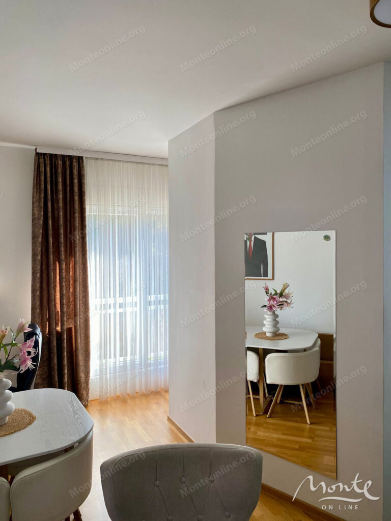 meblirovannaya kvartira s 1 spalnej v sovremennom zhilom dome v podgoricze 04