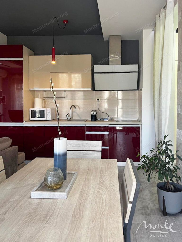 sovremennaya kvartira s 1 spalnej v zhilom komplekse s bassejnom v petrovacz 06