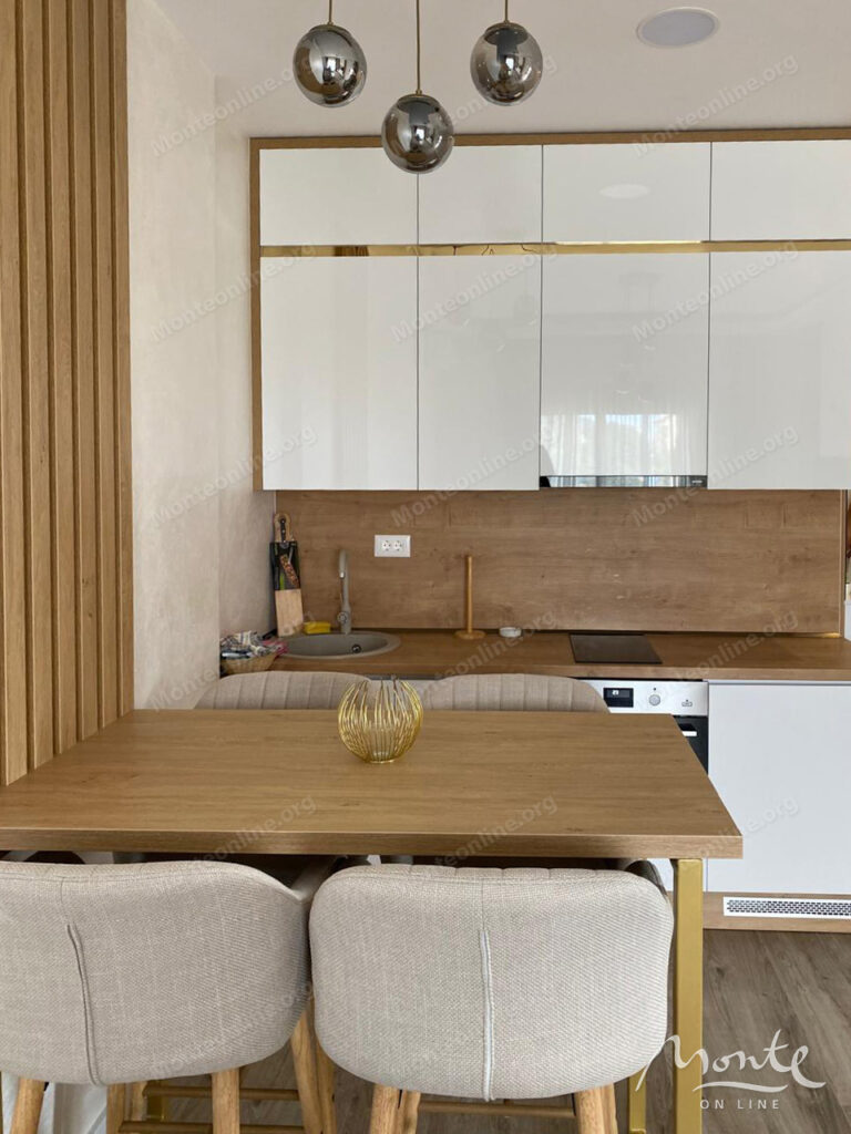 stilnaya kvartira s 1 spalnej v bechichi s vidom na more i parkovkoj 04