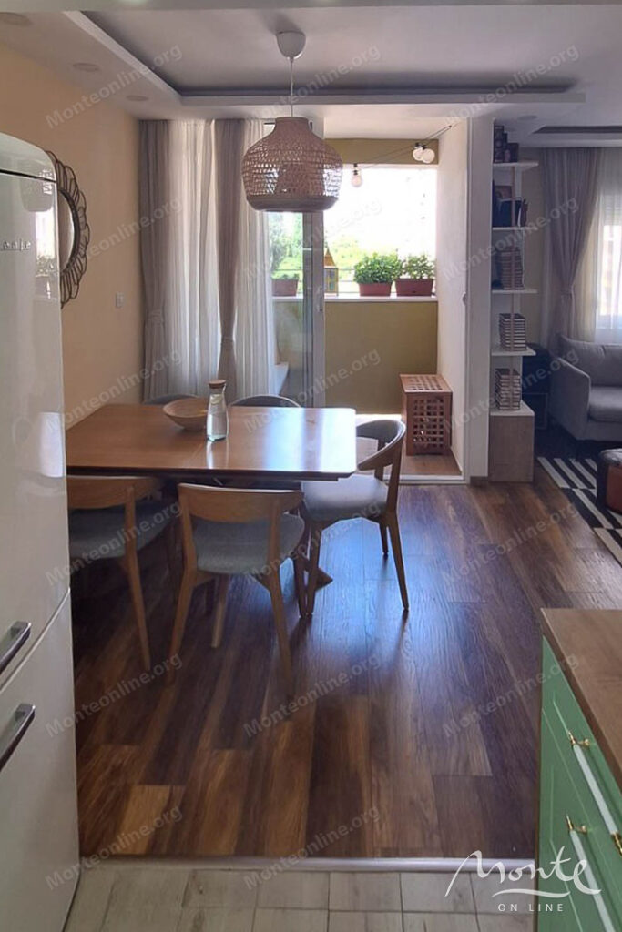 svetlaya kvartira dlya semi s 3 spalnyami v czentre podgoriczy 09