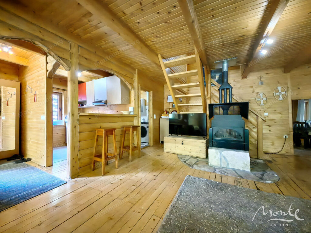 unikalnyj kompleks iz dvuh domov s garazhom i zonoj otdyha u reki kolashin 08