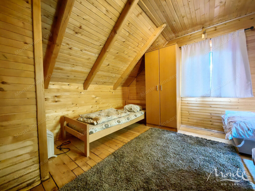 unikalnyj kompleks iz dvuh domov s garazhom i zonoj otdyha u reki kolashin 15