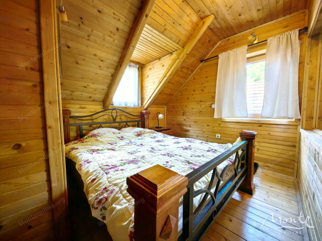 unikalnyj kompleks iz dvuh domov s garazhom i zonoj otdyha u reki kolashin 17