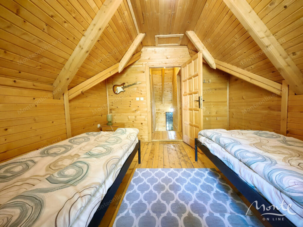 unikalnyj kompleks iz dvuh domov s garazhom i zonoj otdyha u reki kolashin 20