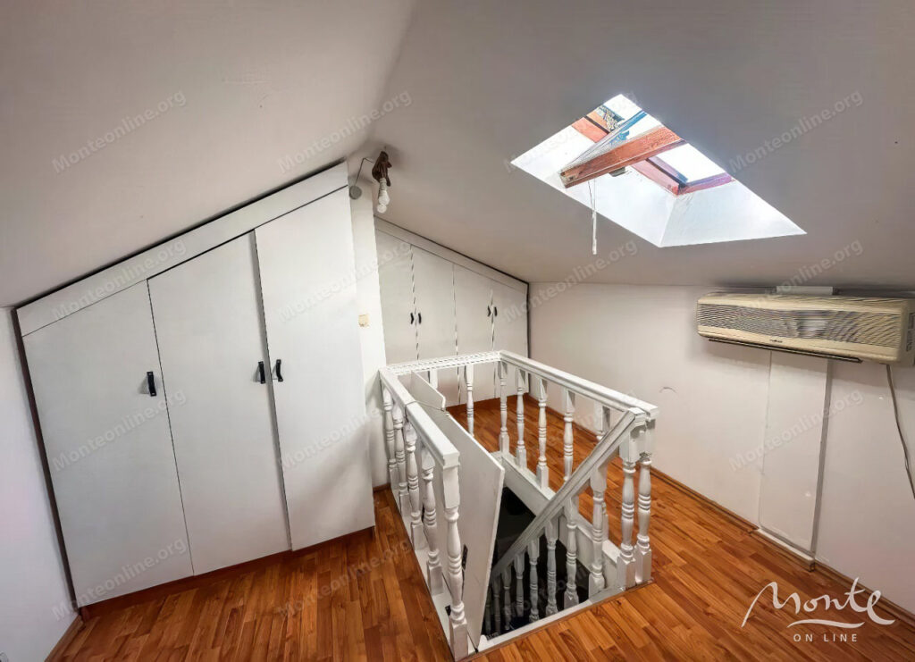 uyutnaya 2 spalnaya kvartira s velikolepnym vidom na more v zelenike herczeg novi 02