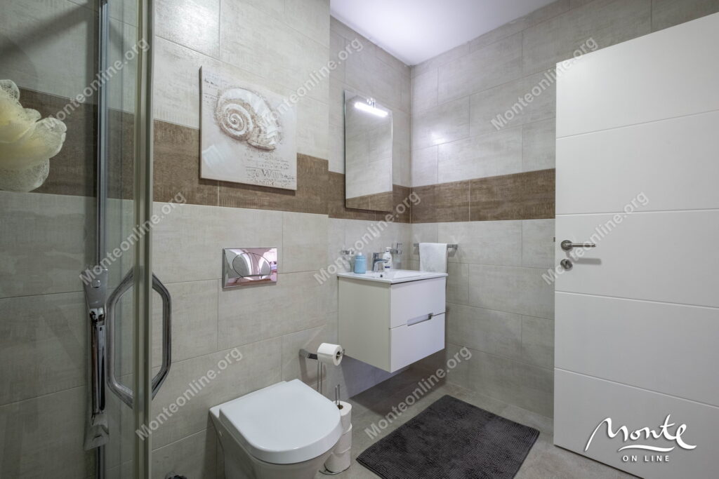 uyutnaya kvartira s 1 spalnej v czentre tivata 22