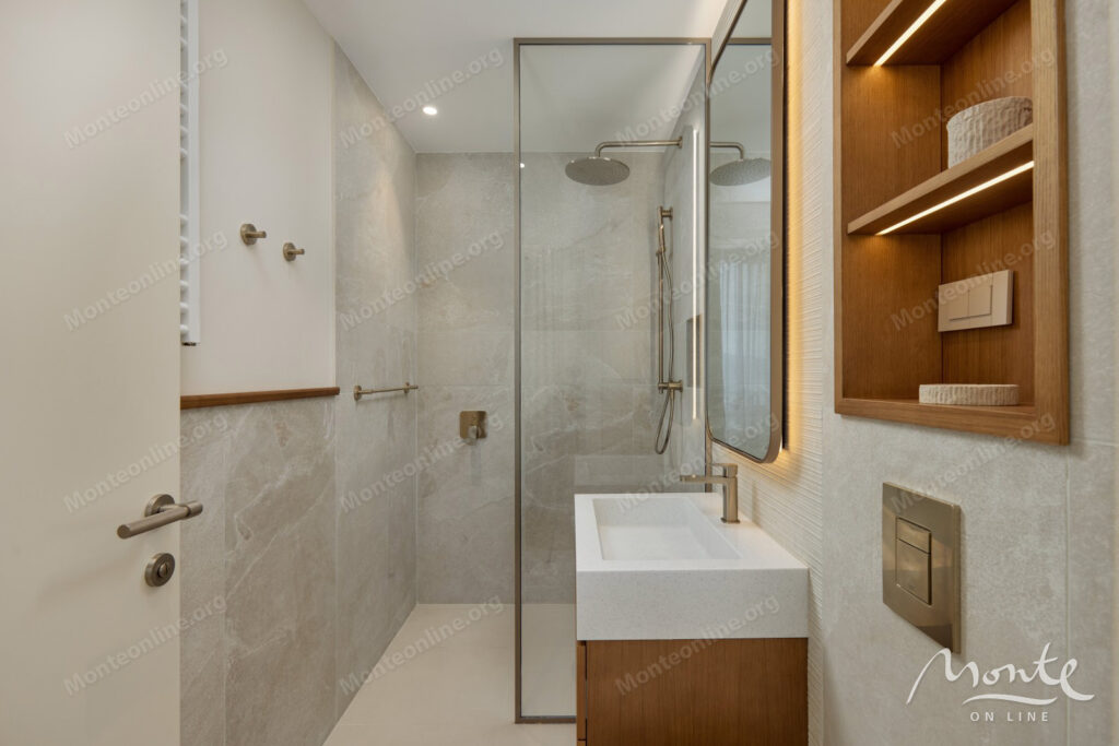 apartamenty u morya v komplekse vero versa porto montenegro 37