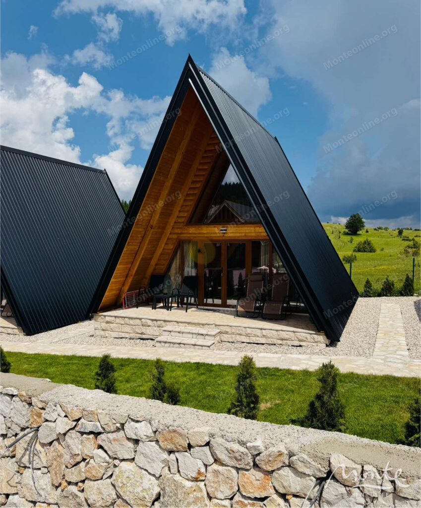 kompleks sovremennyh a frame domov u naczionalnogo parka durmitor zhablyak 03