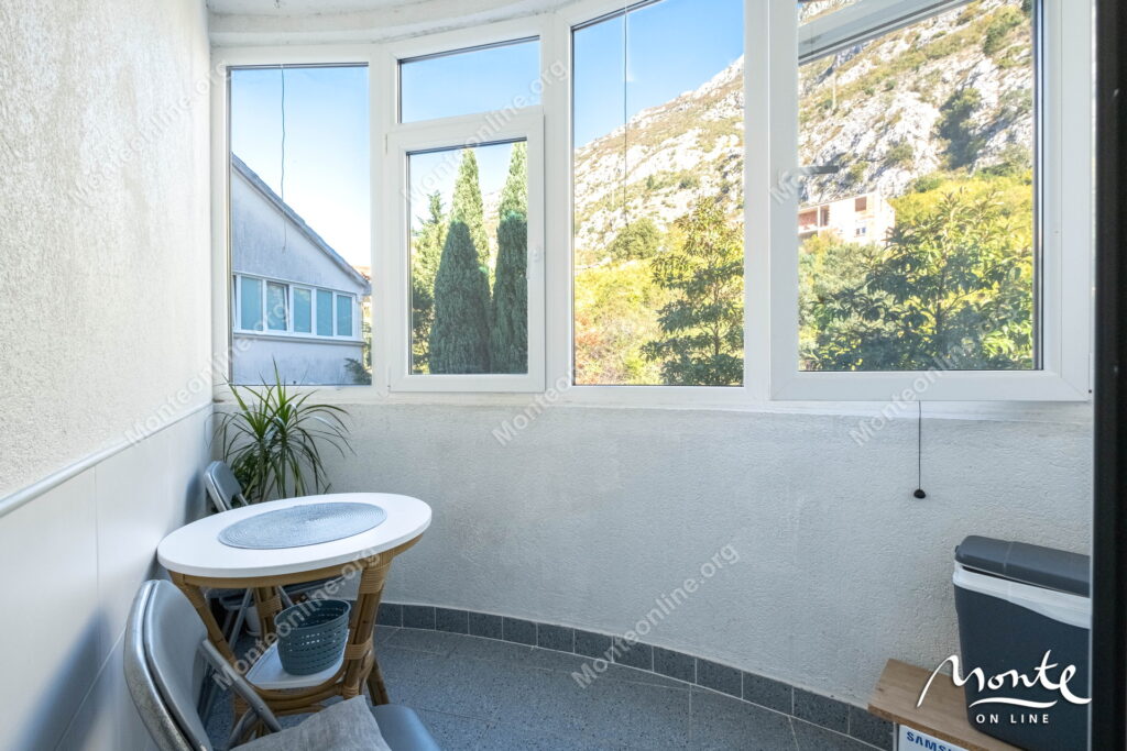 Apartament 2sp Dobrota 21