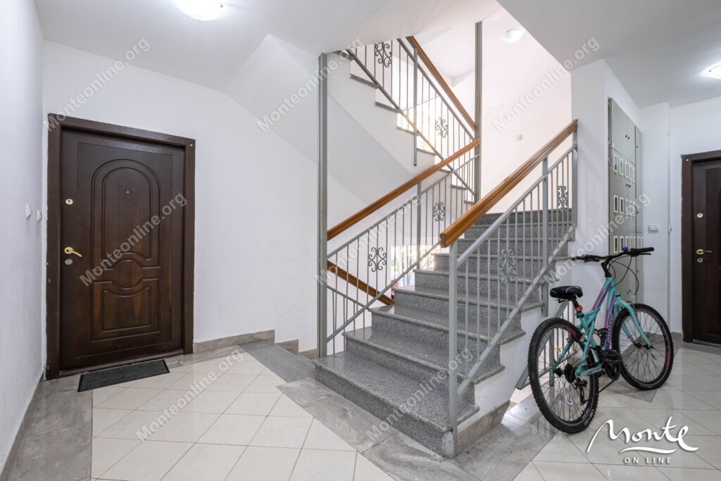 Apartament 2sp Dobrota 26